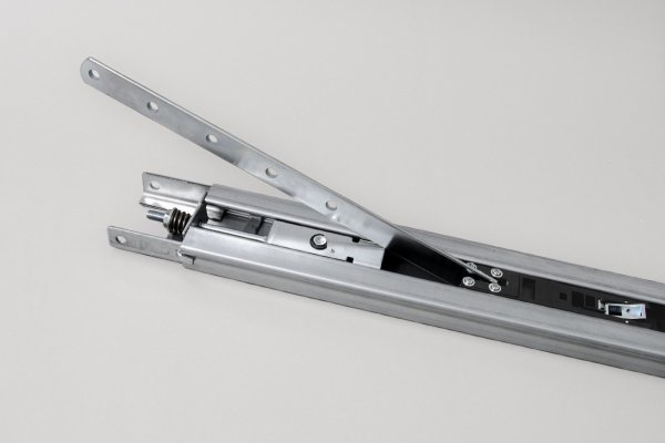 Sektionaltor Antrieb Schiene